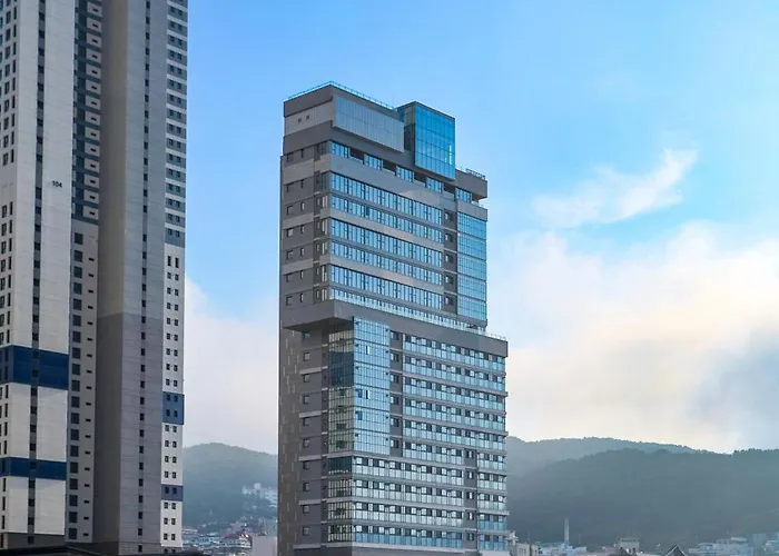부산호텔그라체 Grazie 3* Busan